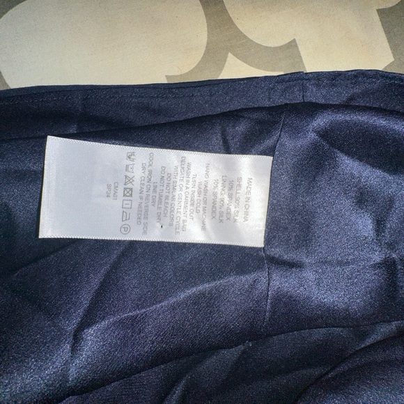 Quince washable stretch silk high neck open back gown in navy XL NWOT - Picture 6 of 9